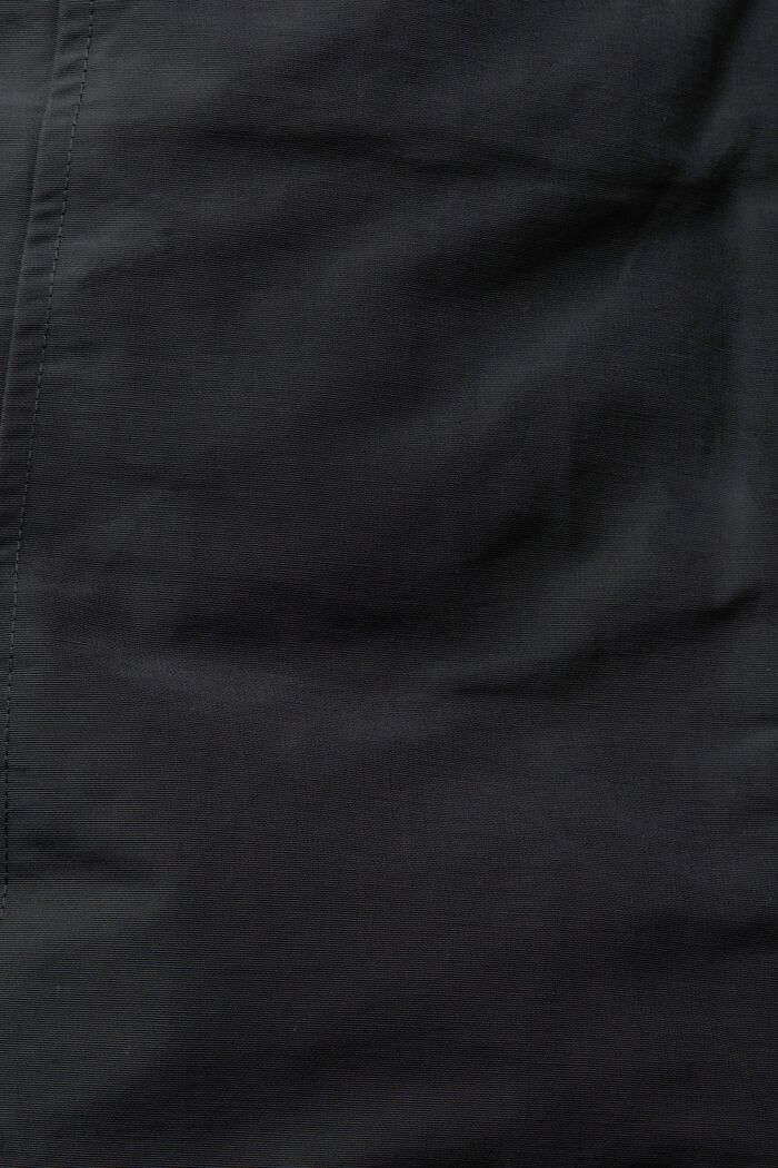 Hupullinen takki, jossa kierrätetty untuvatäyte, BLACK, detail image number 5