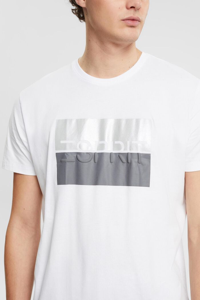 T-paita, jossa kohokuvioitu logo, WHITE, detail image number 2