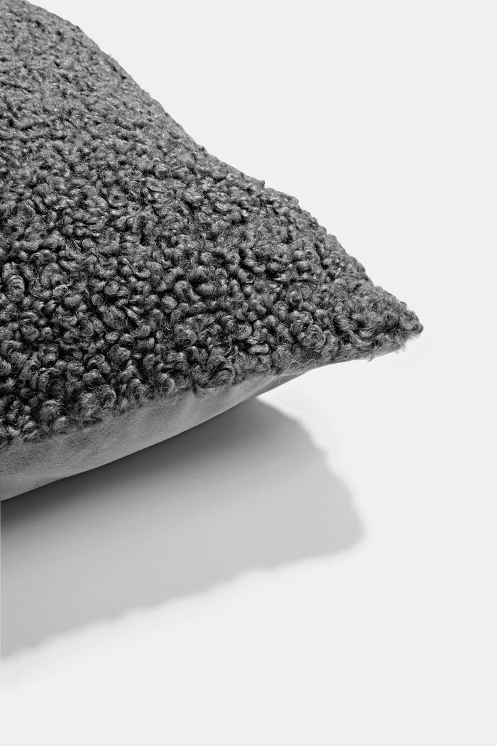 Tyynynpäällinen tekoturkista, ANTHRACITE, detail image number 1