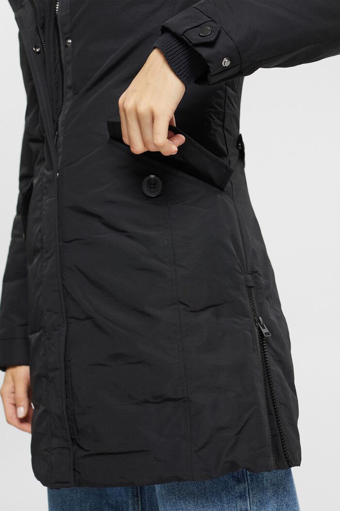Hupullinen takki, jossa kierrätetty untuvatäyte, BLACK, detail image number 2
