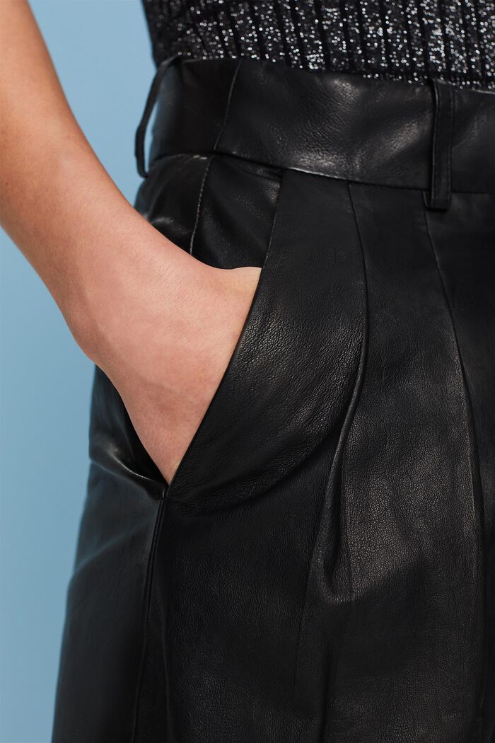 Leveälahkeiset housut nahkaa, BLACK, detail image number 2